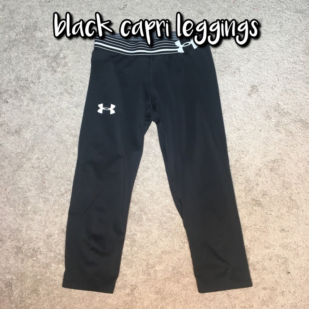 black capri under armour leggings